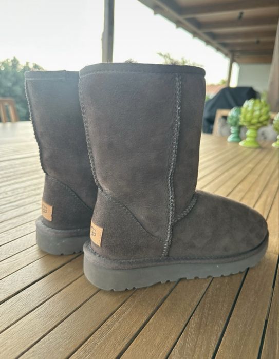 Botins Ugg castanhos