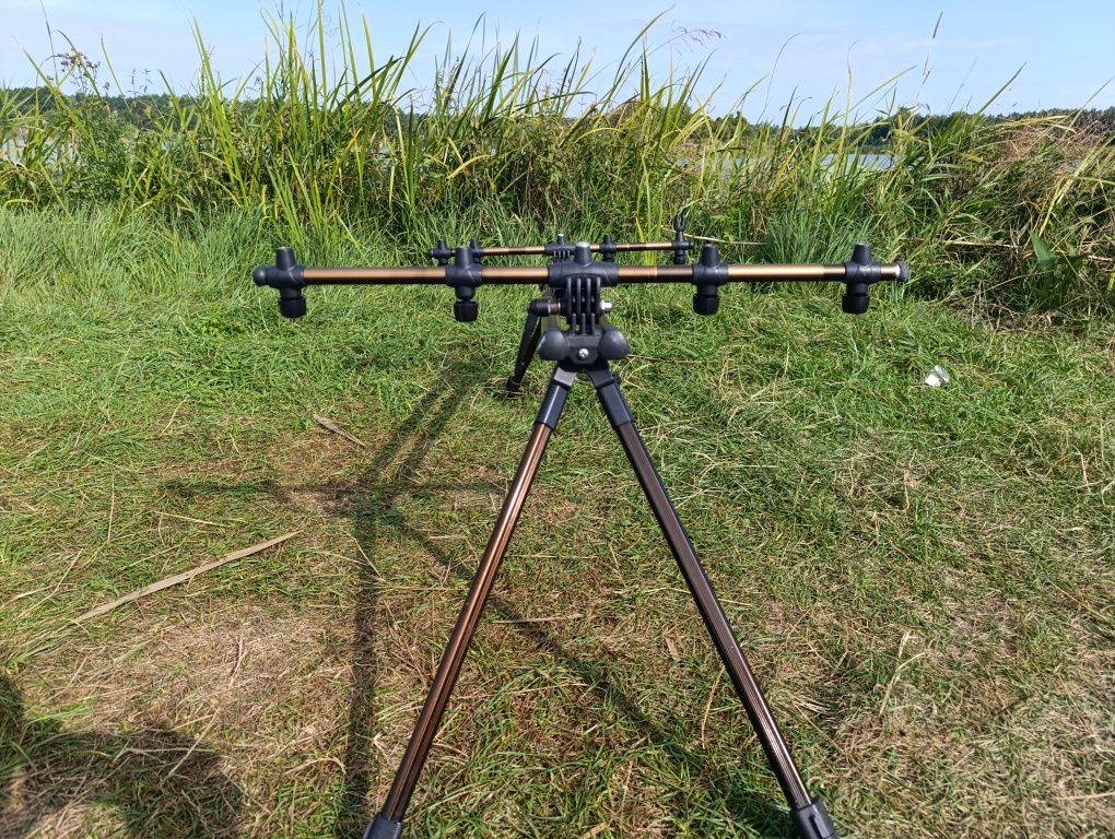 Rod Pod na 4 wędki