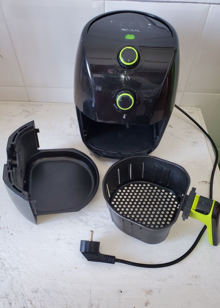 Air fryer cecotec preta