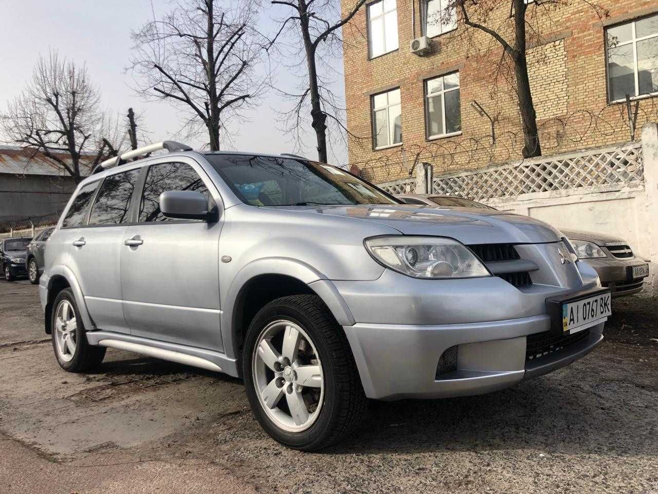 Єдиний автомобіль Mitsubishi Outlander з Cruise control