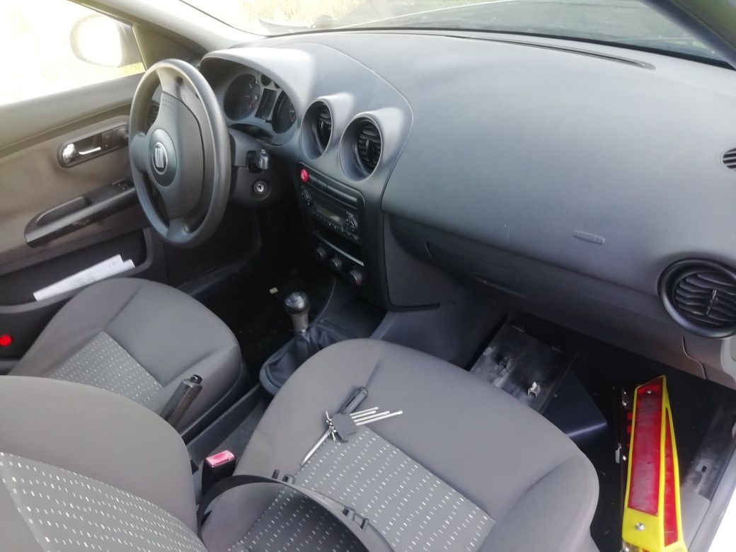 Seat Ibiza 6 L 1200 com motor BME 5 portas 2005