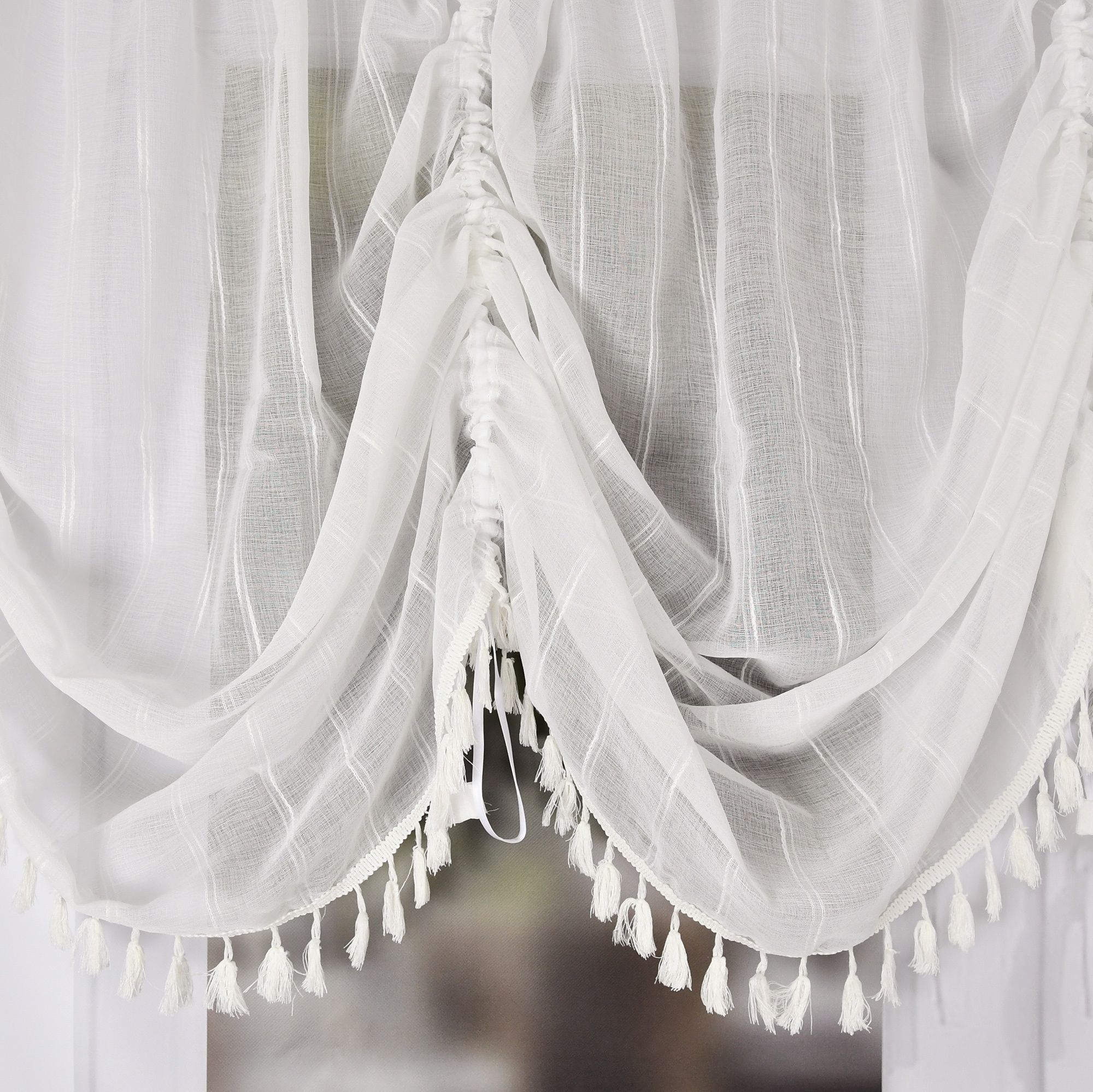 Firana boho biała 140x400 z frędzelkami