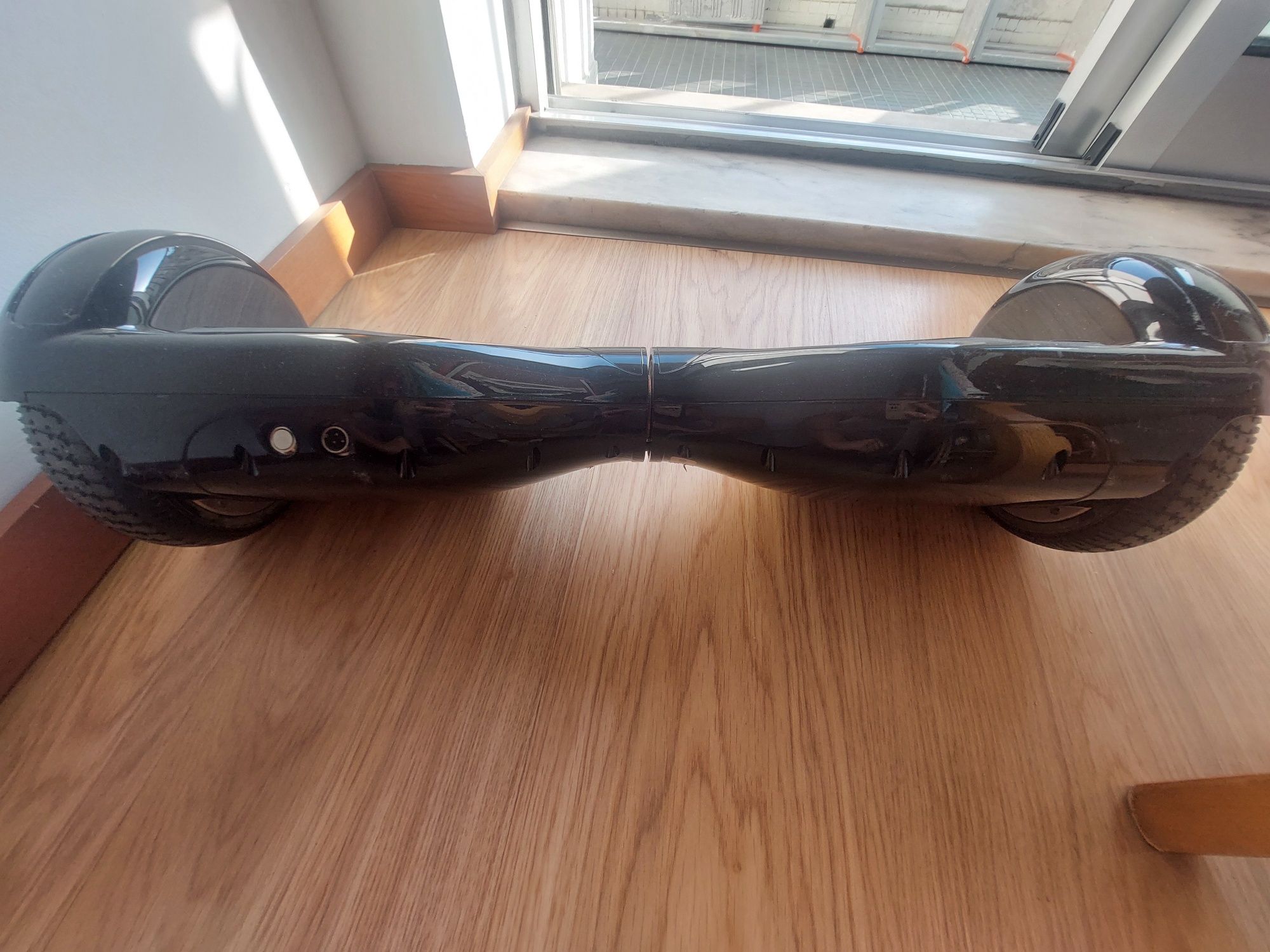 Hoverboard com alguns riscos