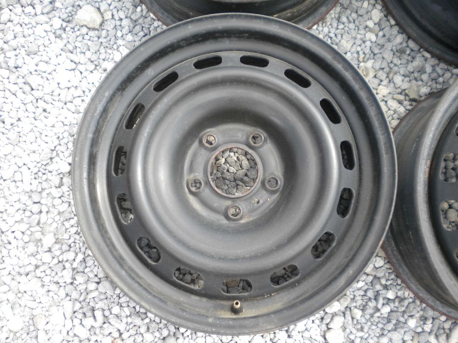Felgi stalowe 15 5x108 et42 Peugeot 308 model po 10.2013r