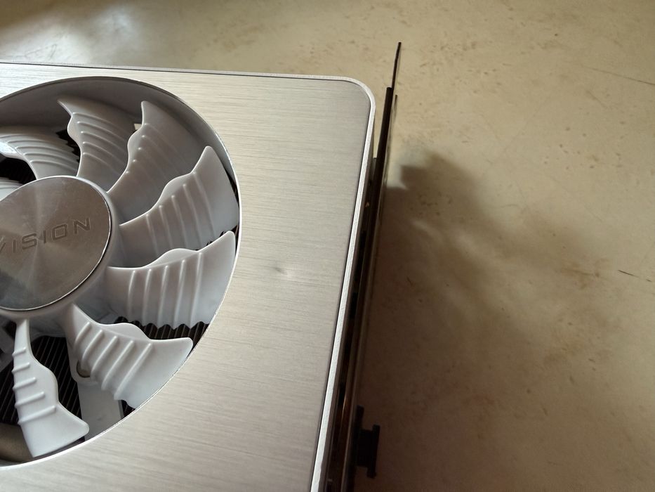 Gigabyte RTX 3080ti Vision OC 12GB biala