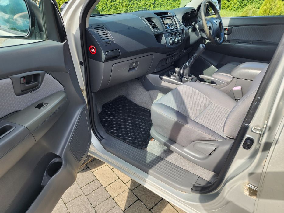 Toyota Hilux 2.5 diesel 2014 рік ІДЕАЛ!