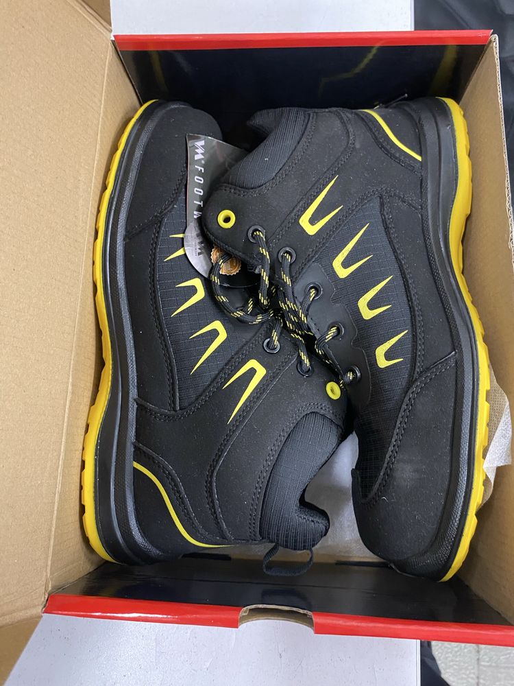 Nowe buty robocze ,wzmacniane noski