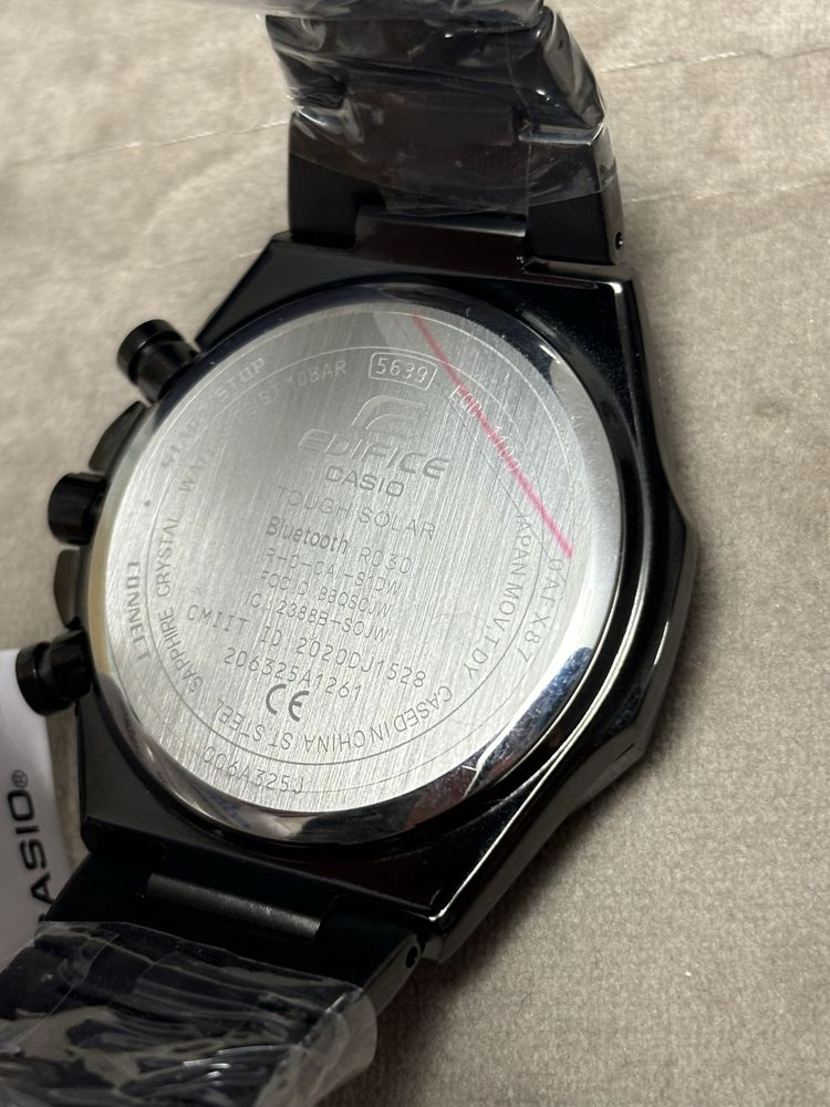 Годинник Casio Edifice EQB-1100DC-1AER