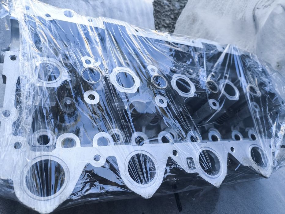 GŁOWICA 965.591.1480 Ford Mazda Volvo 1.6 D 16V DV6 splanowana szczeln