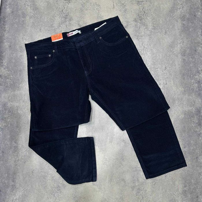 Сині класичні чоловічі вельвети Levi's(розмір-36)