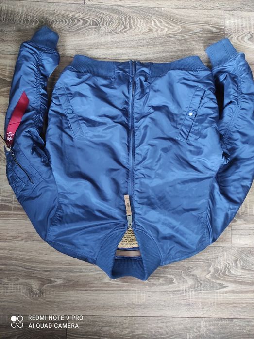 Бомбер Alpha industries