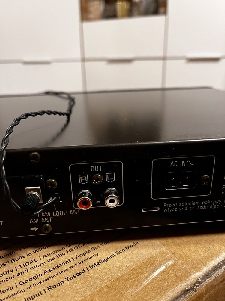 Technics  sprzedam komplet wzmacniacz i tuner. Cena stateczna 1100