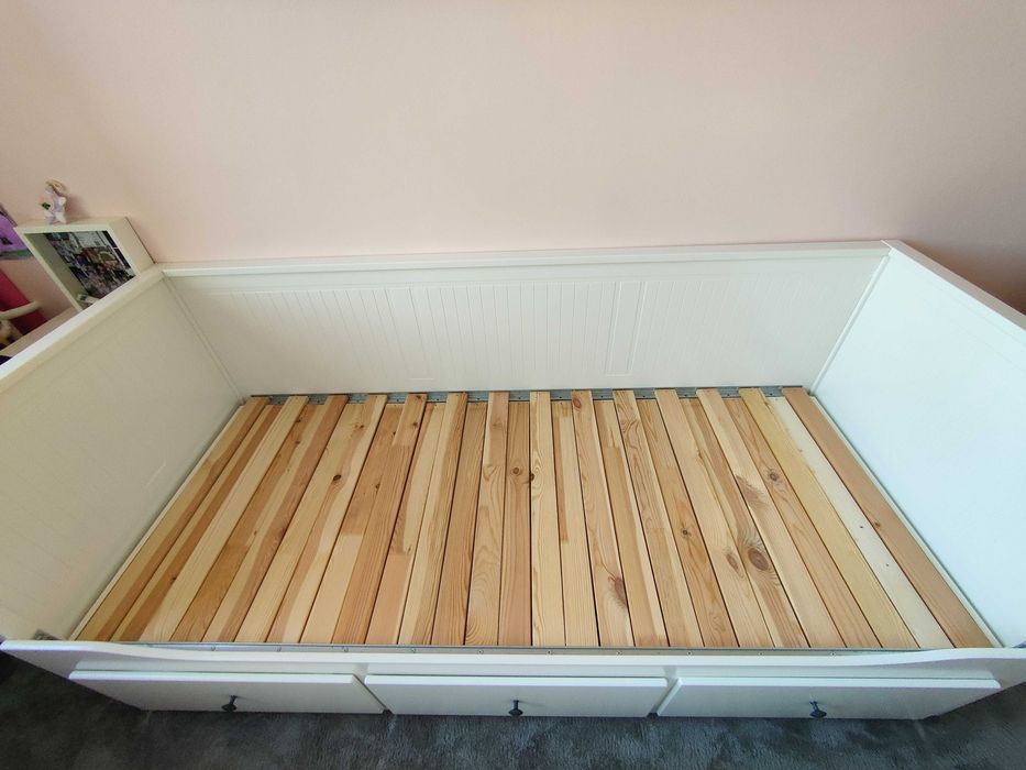 Sprzedam łóżko Ikea Hemnes