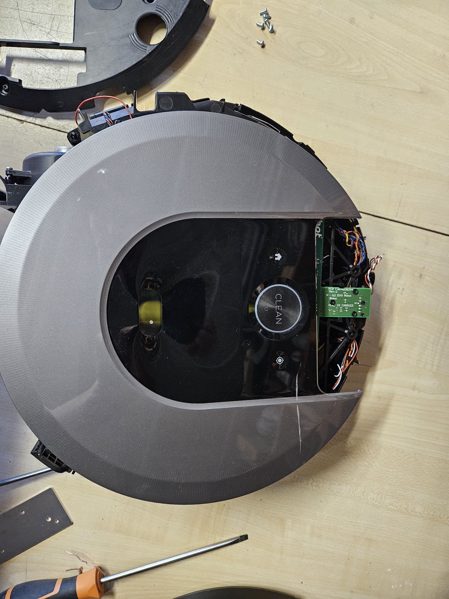 Roomba i7 IRobot odkurzacz na części