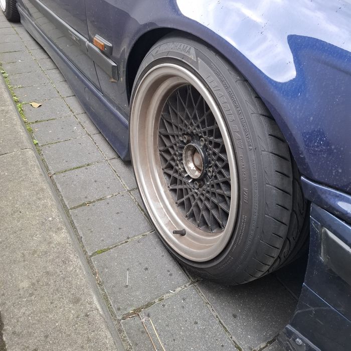 Felgi mesh r16 8j 5x120