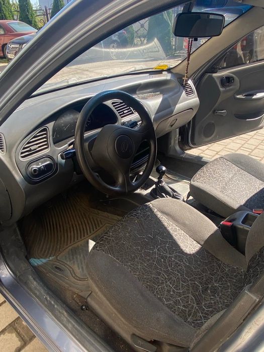 Продається легковий автомобіль