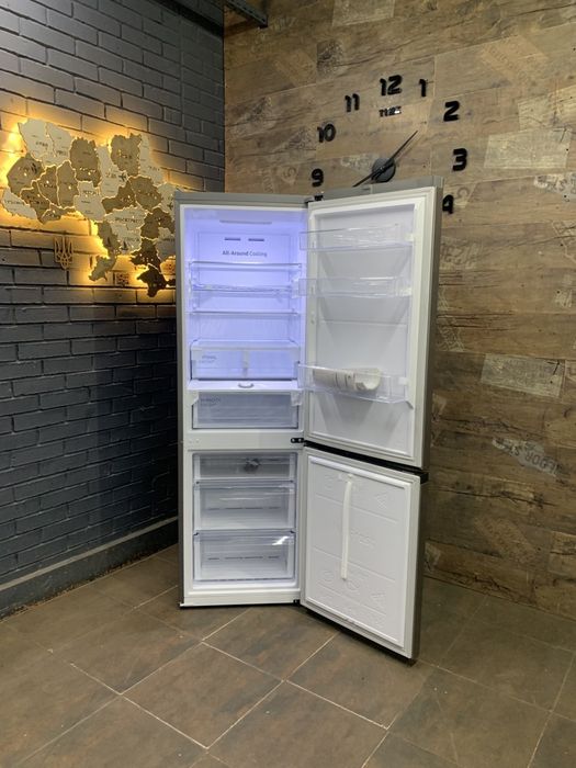 Холодильник Samsung RL55VTE9W.Доставка.Гарантія.