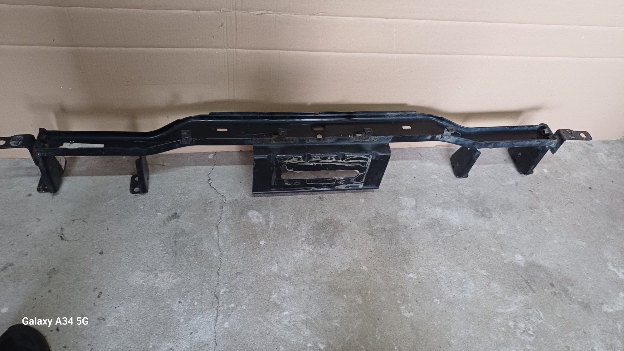 Belka wzmocnienie zderzaka tylniego tylneg ford Ranger lll