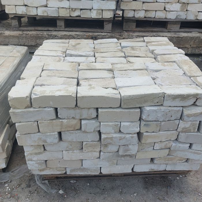 Продам  кирпичь селикатный