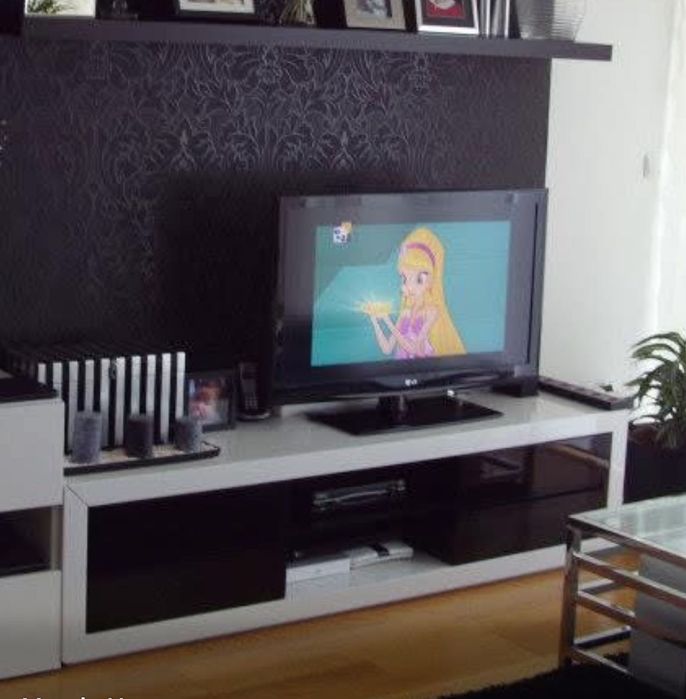 Móvel TV 180cm Madeira lacado preto e branco