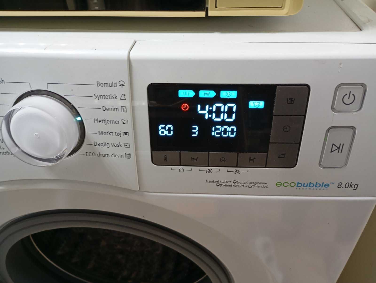 Продам стиральную машинку Samsung 8kg