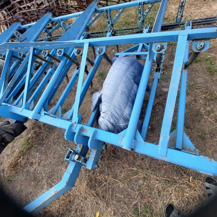 Продам культиватор Умань фермаш усилений  кпс 4.2