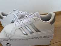 Жіночі кеди-кросівки Adidas 38,5
