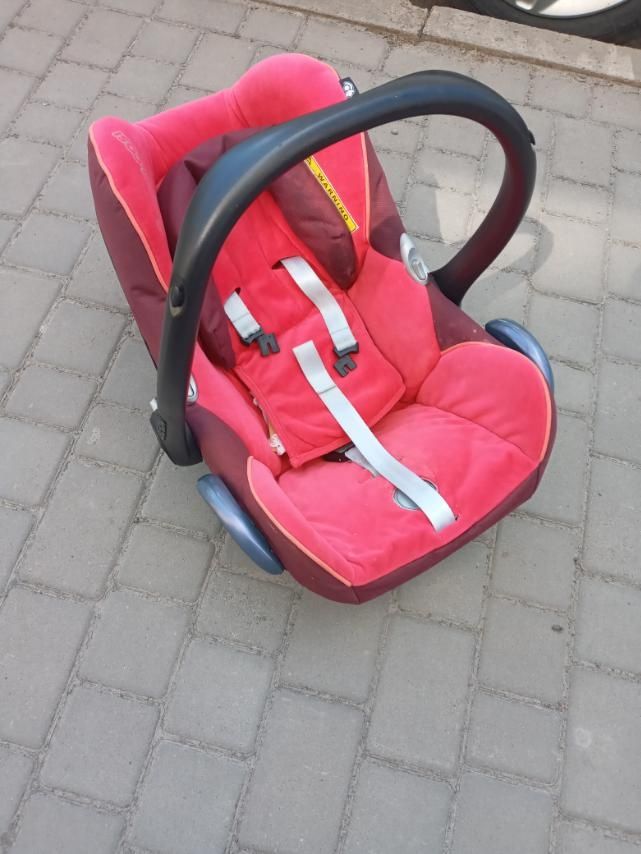 Продам автокрісло