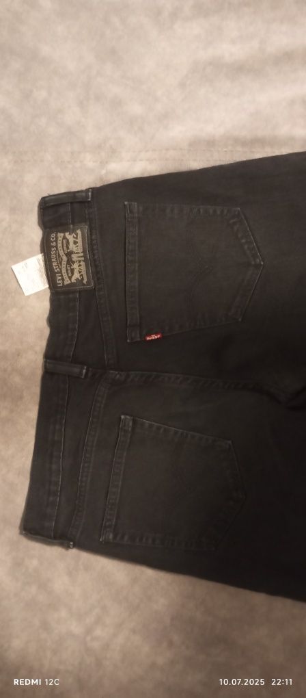 Джинси Levi's W34 L32