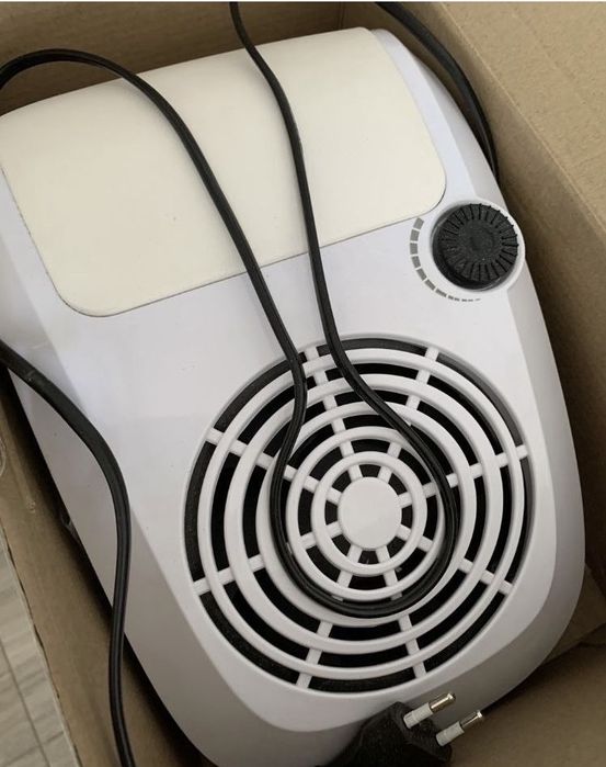 Витяжка для манікюру