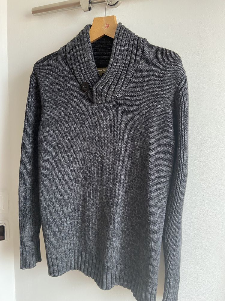 Sweter damski. Rozmiar L.