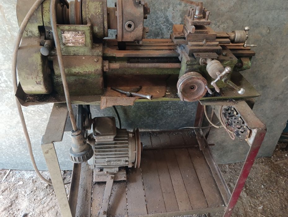 Продам токарний станок ТВ 16