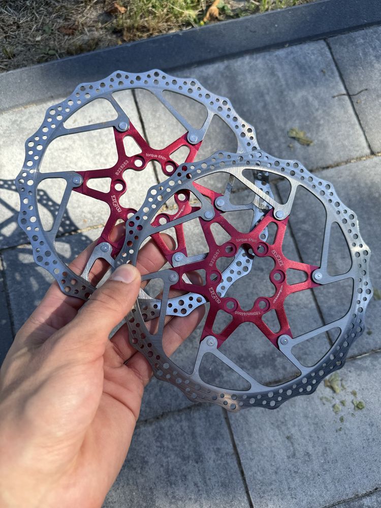 Komplet tarcze hamulcowe A2Z 180mm czerwone