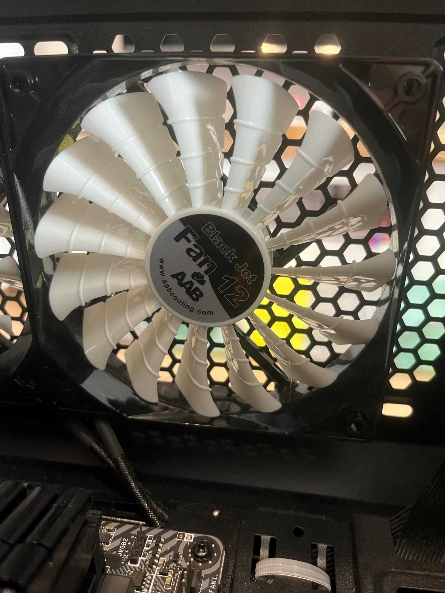 Komputer stacjonarny WIN 11 64BIT/ RTX 3060 12GB / 32 GB RAM