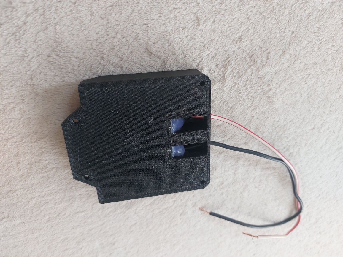 Adapter , wieszak, uchwyt bateri Parkside x20 Team