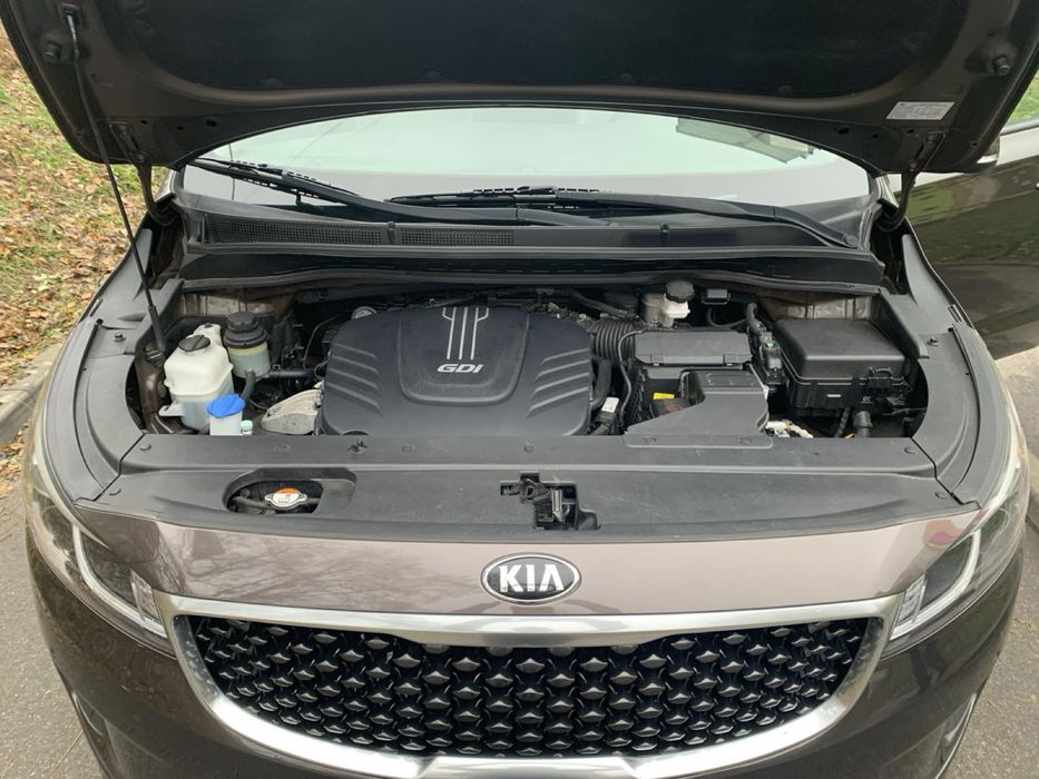 Автомобіль KIA SEDONA 2017