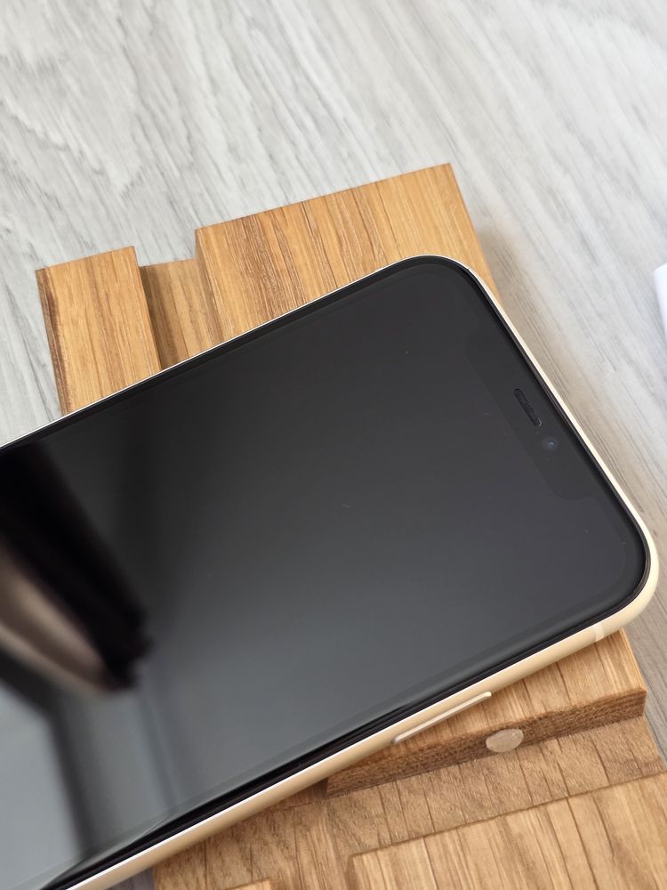 Iphone 11 64Gb, 100% акб, як новий