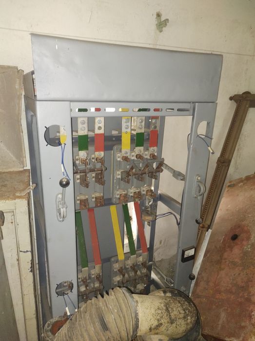 Распределительний щит Розподільча панель ЩО-90