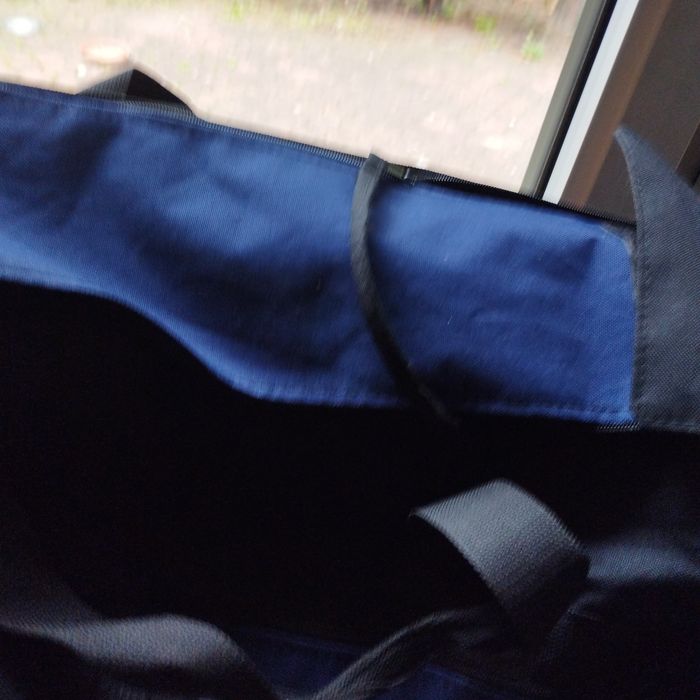 Różne torby podróżne