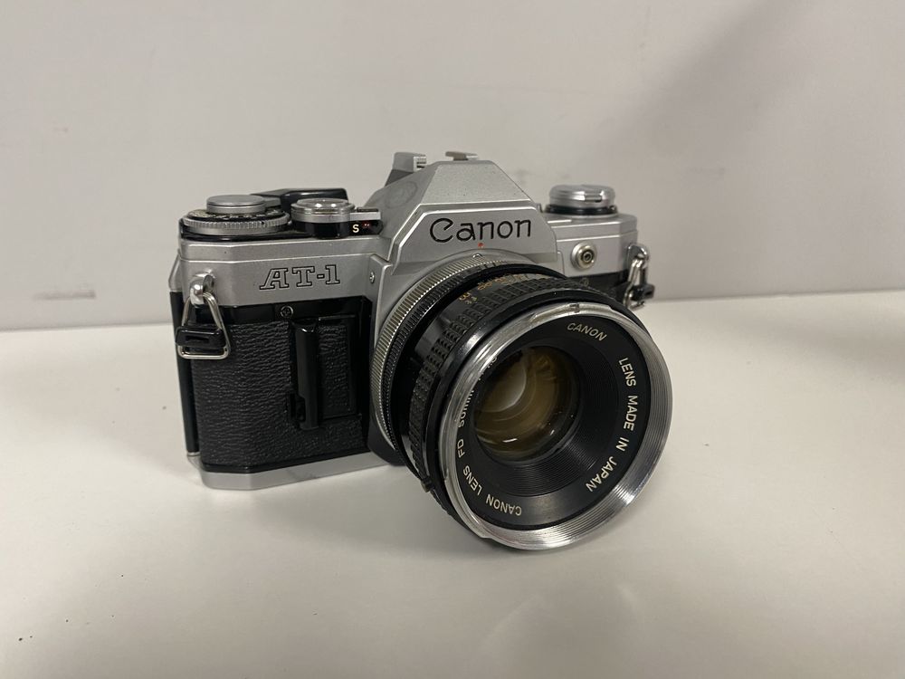 Canon AT-1 50mm f1.8 - aparat analogowy, zadbany, z kolekcji