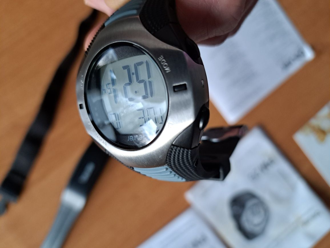 Pulsometr, zegarek sportowy Beurer PM 26