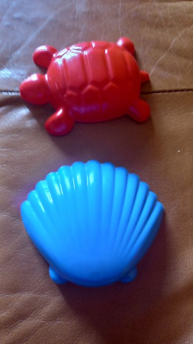 Zestaw zabawek do piaskownicy lub na plażę