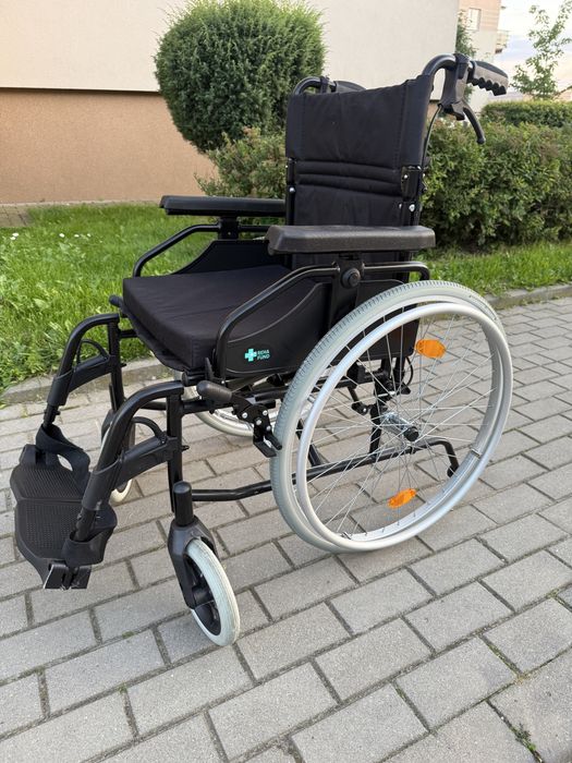 Wózek inwaldzki aaluminiowy RF 3