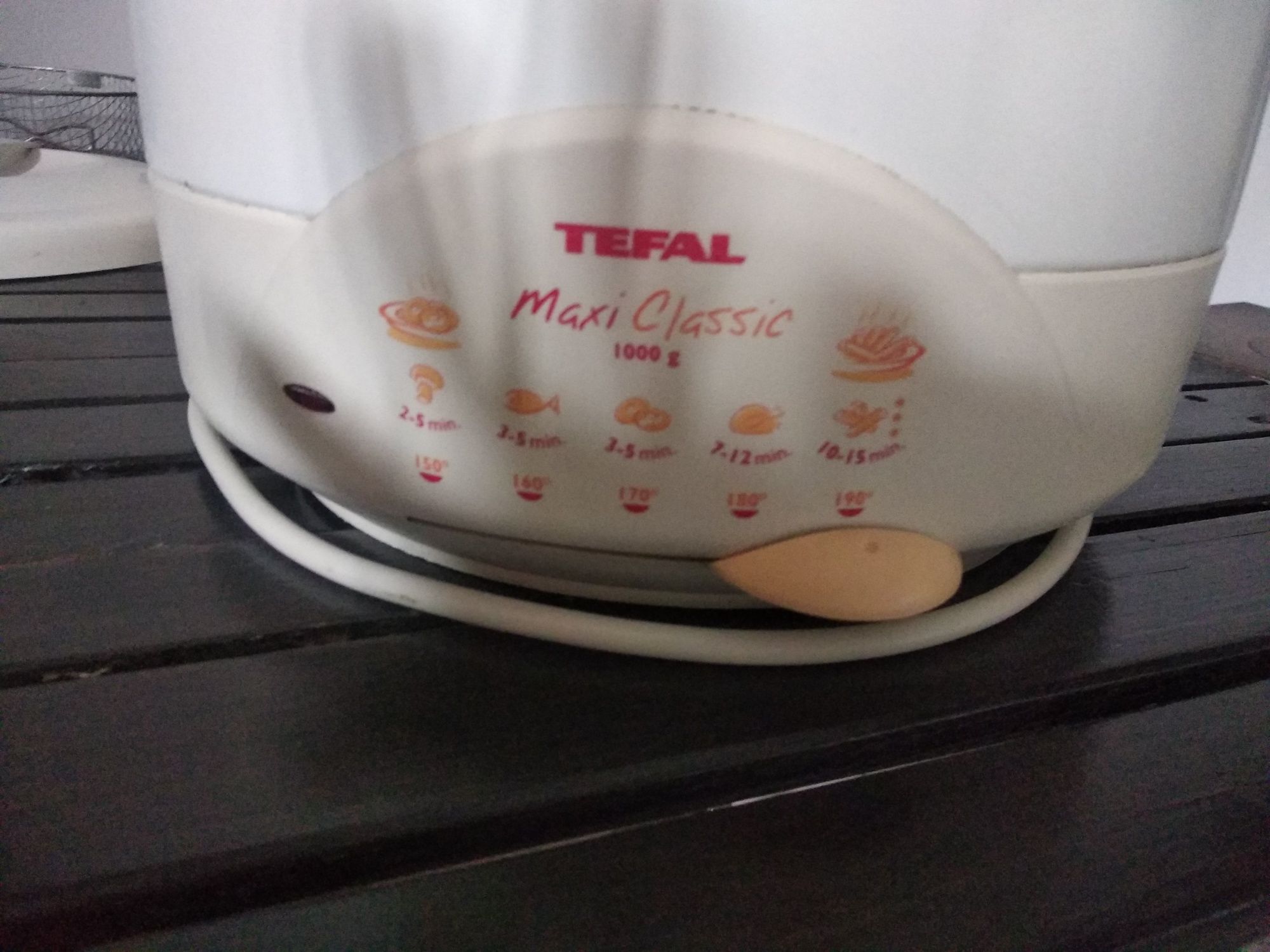 . Продам фритюрницю .