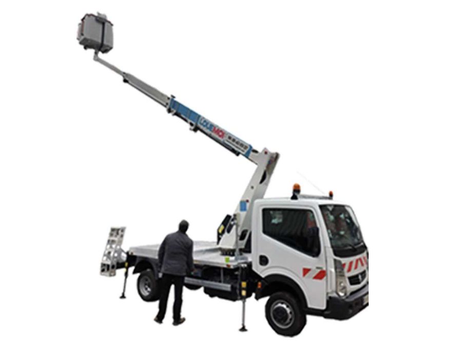 Услуги аренда мини-экскаватора, автовышки, самосвала 25т+екскаватор