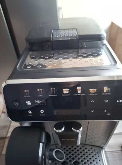 Ekspres Philips LatteGo 5400