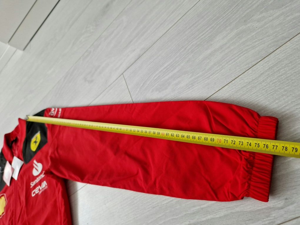 Kurtka Scuderia Ferrari 2023, wiatrówka, Puma, F1, Leclerc, Sainz