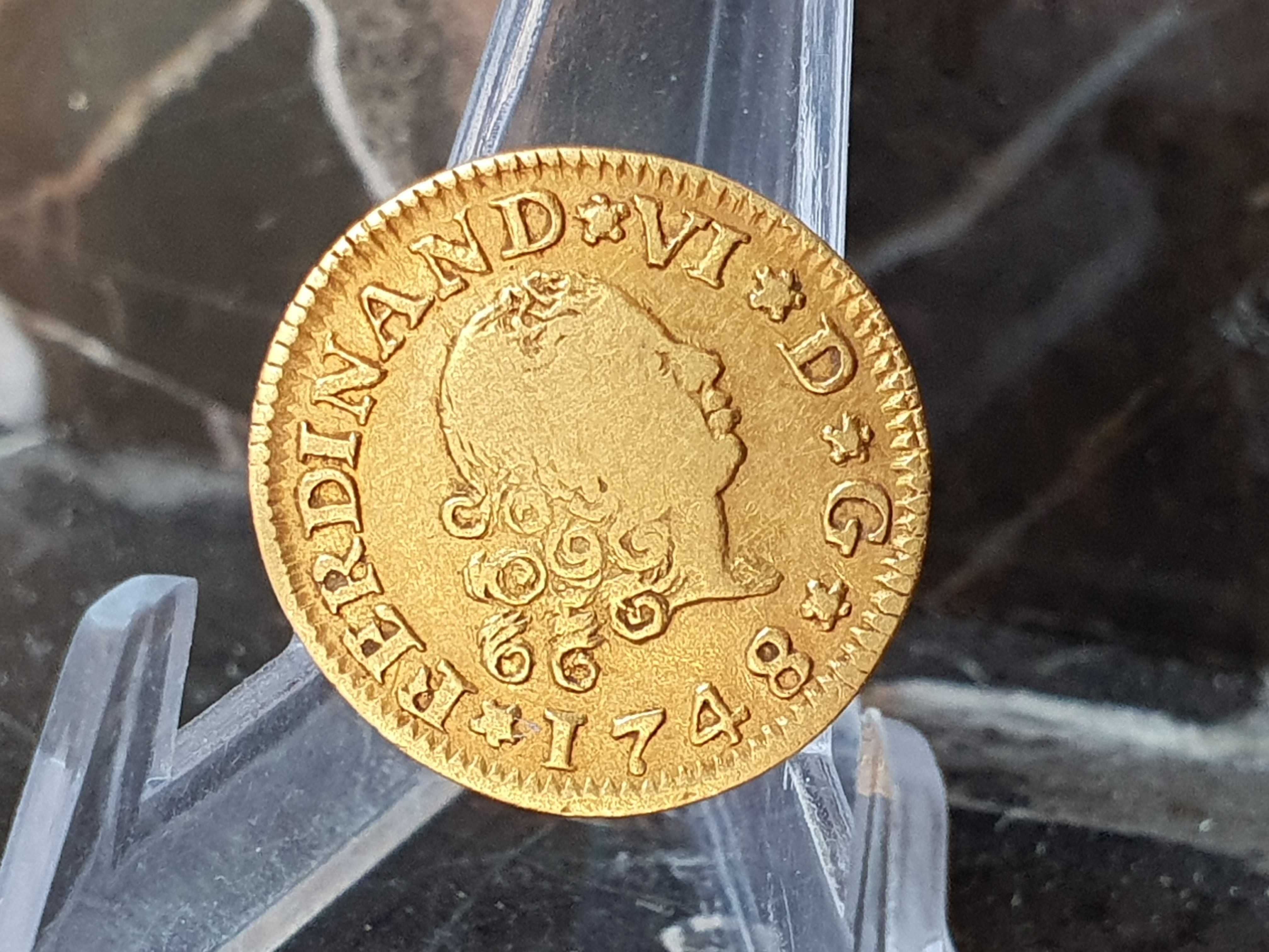 Hiszpania ½ eskudo, 1748 r moneta złota