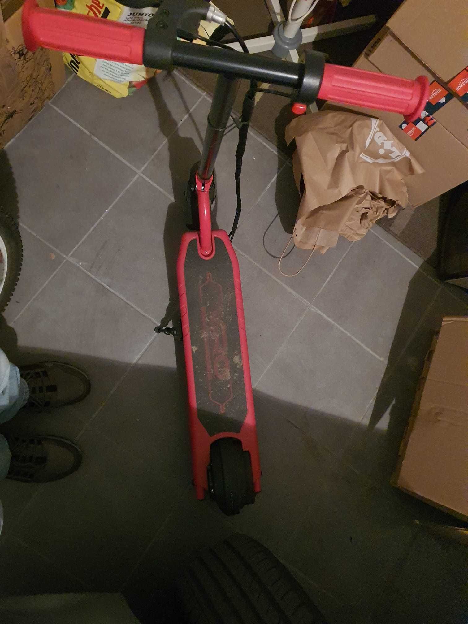 Trotinete Elétrica Criança