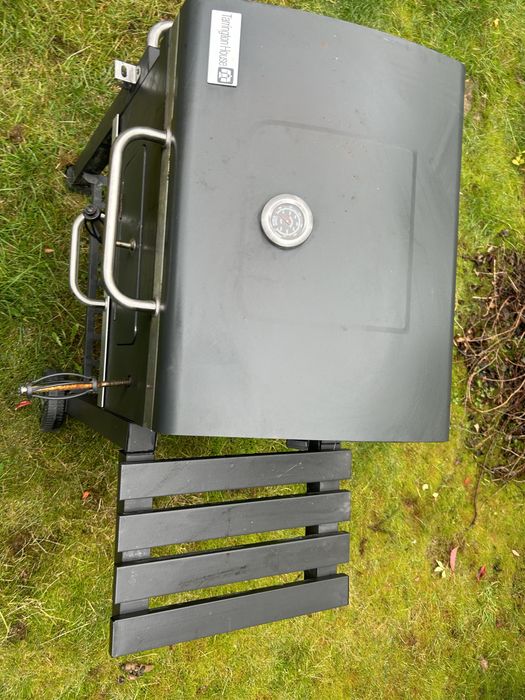 Grill tarrington house